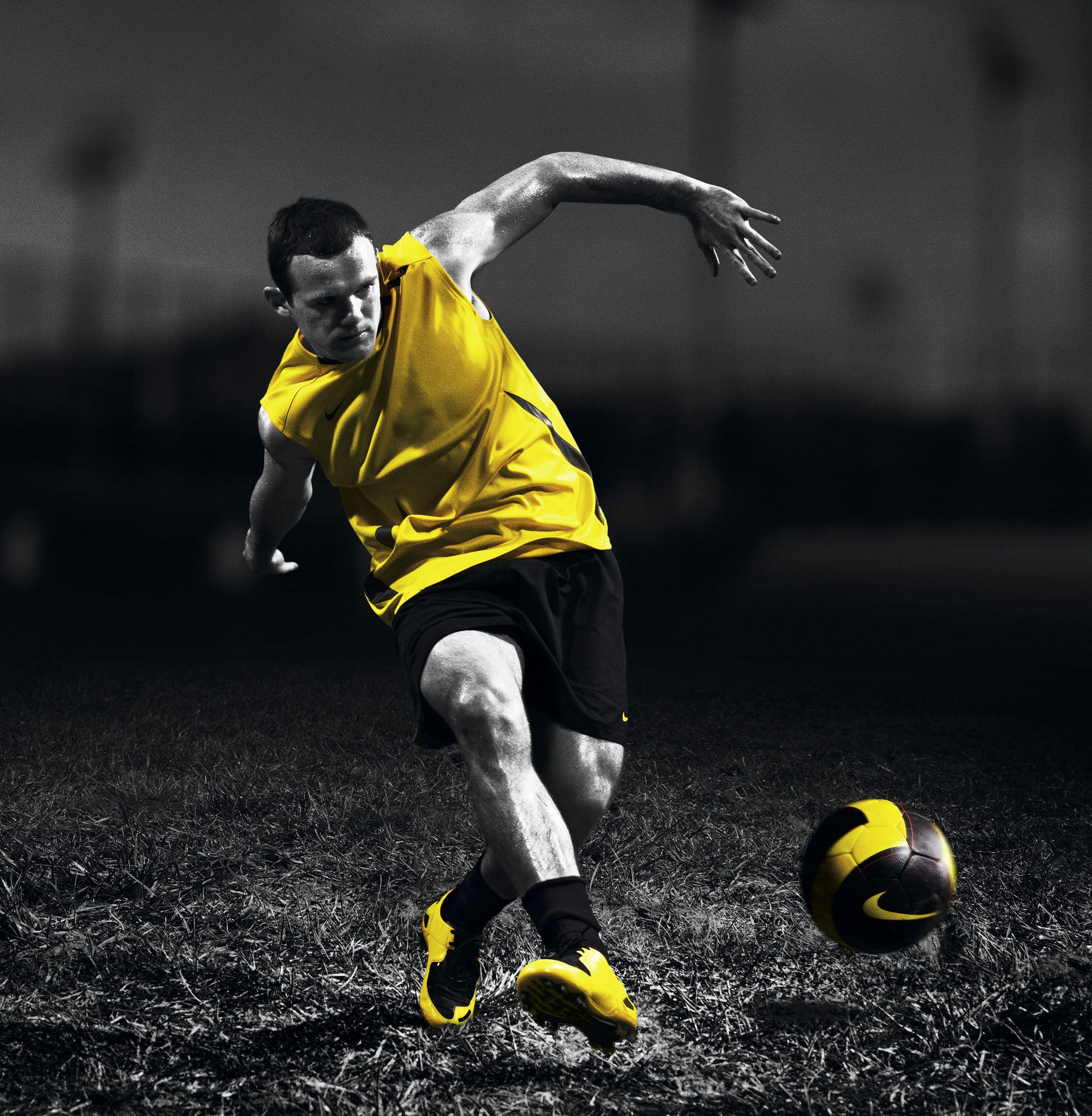 t90-fa07-rooney-2.jpg